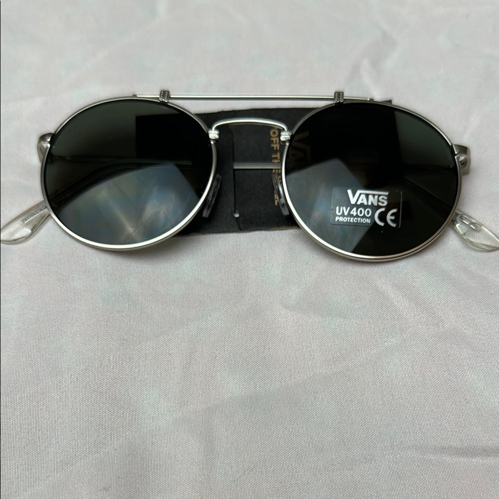 Vans retro style sunglasses